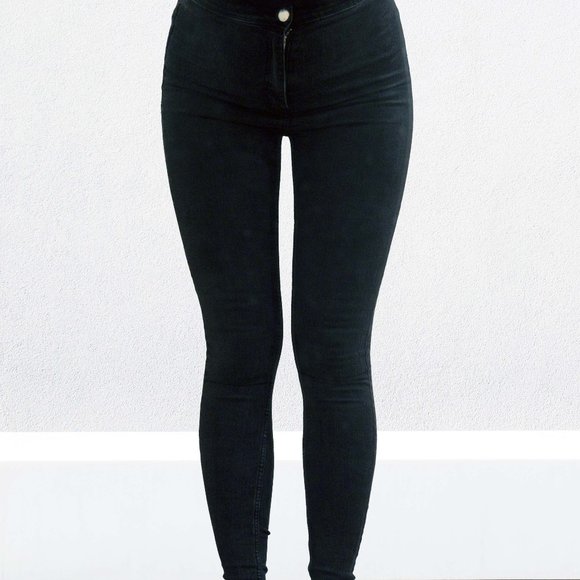 3/$15 🌺H&M Black High Waisted Skinny Jeans - Picture 2 of 11